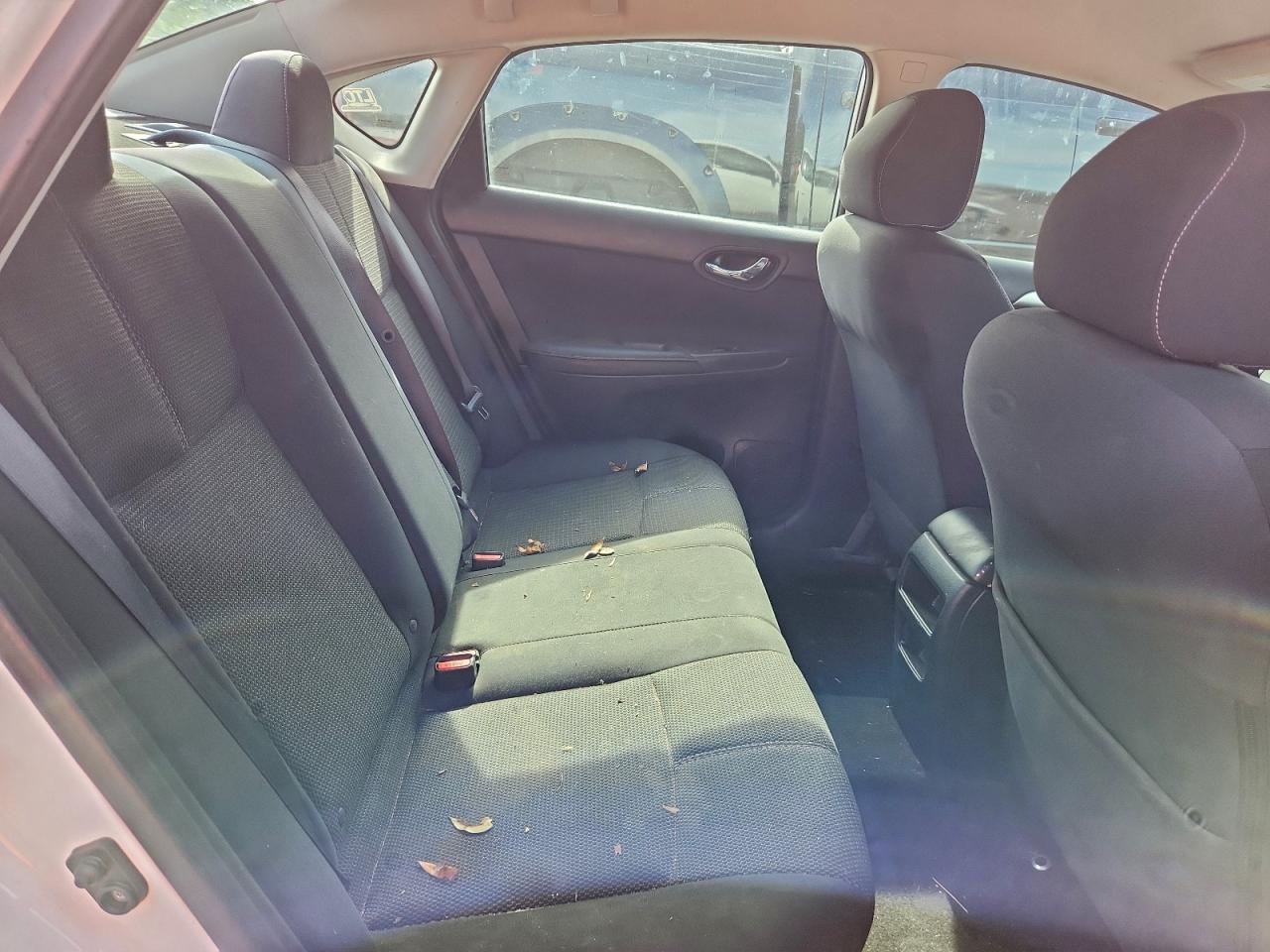 2016 Nissan Sentra S VIN: 3N1AB7AP8GY319555 Lot: 94358645