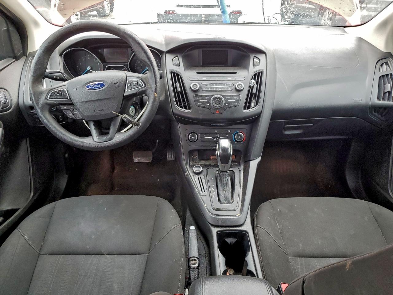 2016 Ford Focus Se VIN: 1FADP3F24GL392406 Lot: 94223025