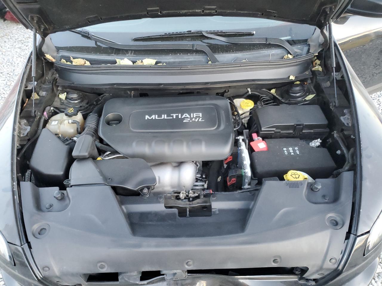 2015 Jeep Cherokee Sport VIN: 1C4PJMAB6FW556726 Lot: 93873435