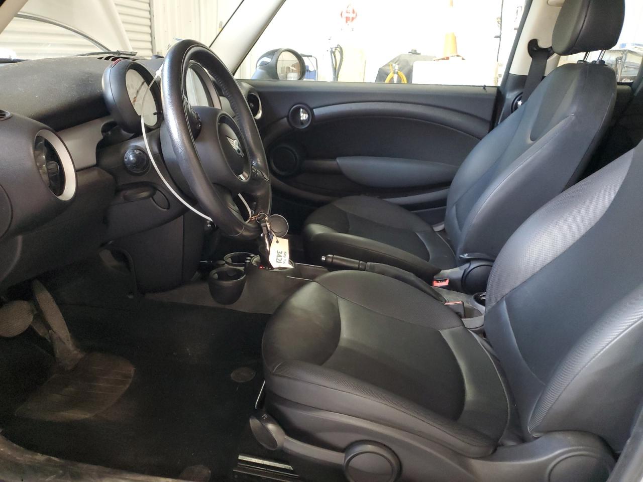 2013 Mini Cooper Clubman VIN: WMWZF3C51DT490674 Lot: 90702935