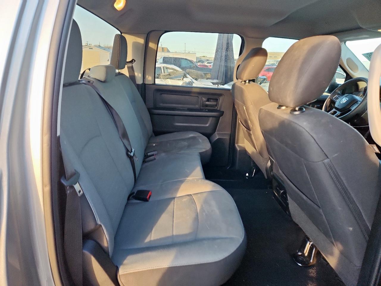 2022 Ram 1500 Classic Tradesman VIN: 3C6RR7KG8NG307796 Lot: 91236635