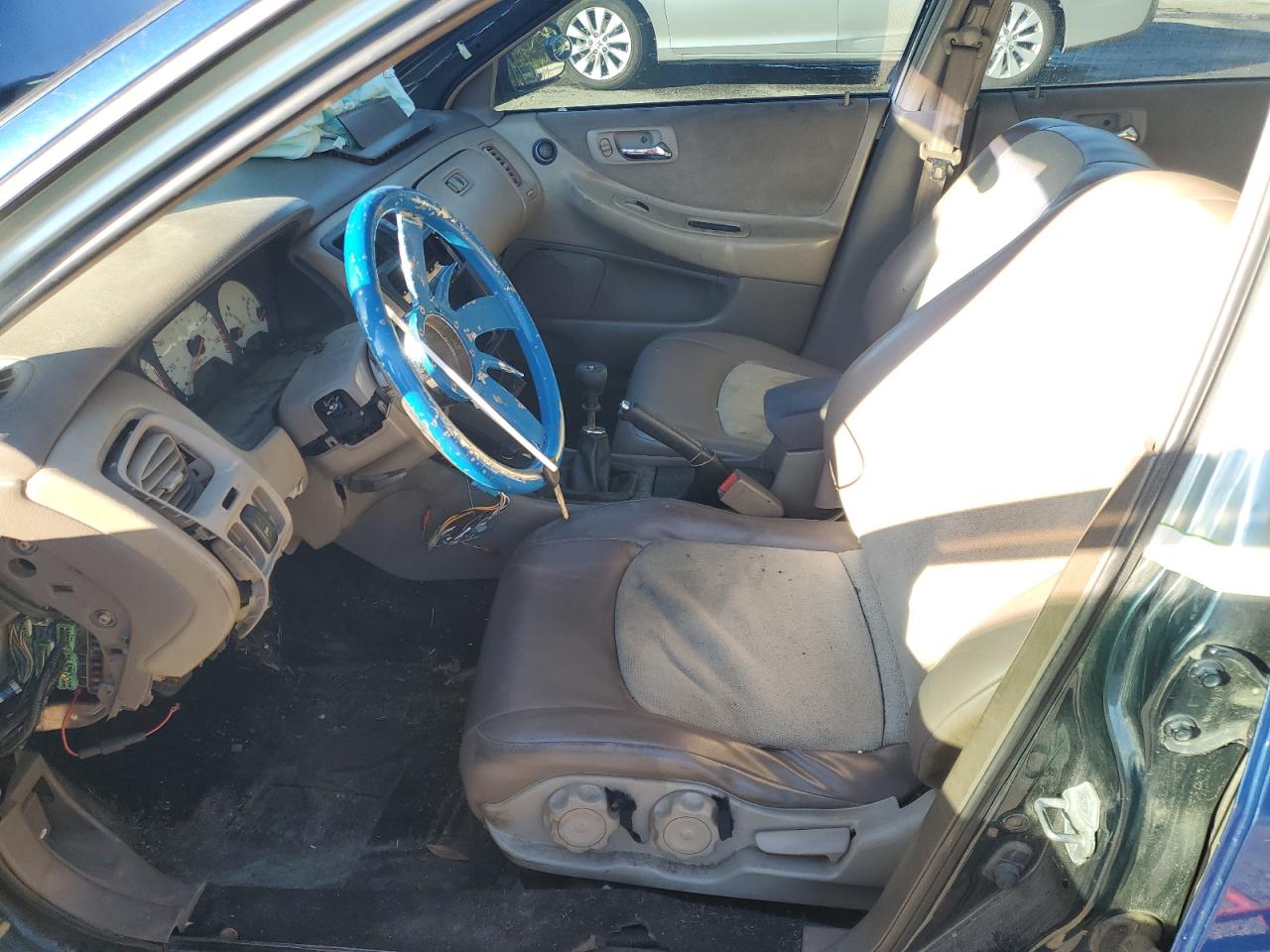 2000 Honda Accord Lx VIN: 1HGCG5545YA055648 Lot: 92034025