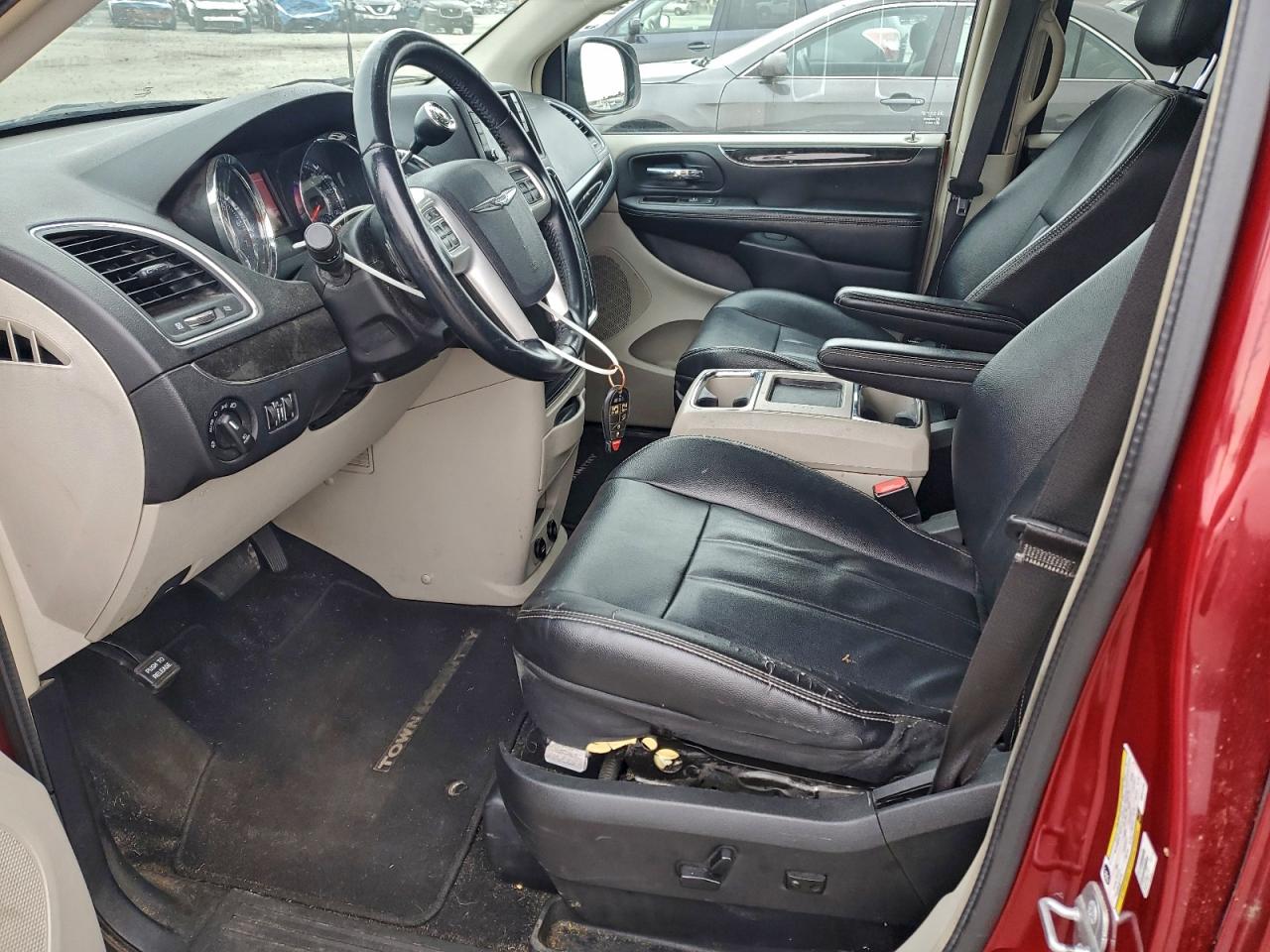 2014 Chrysler Town & Country Touring VIN: 2C4RC1BG2ER441205 Lot: 94234155