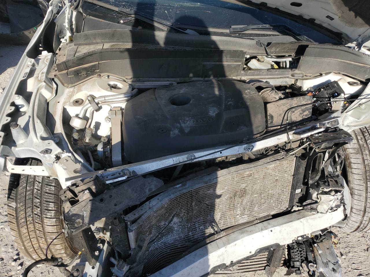 2020 Volvo Xc90 T6 Momentum VIN: YV4A22PK4L1550301 Lot: 92371535