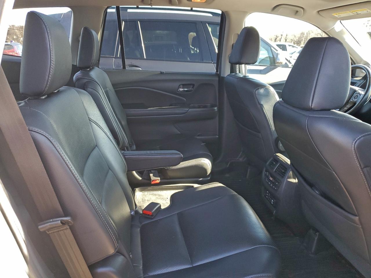 2017 Honda Pilot Elite VIN: 5FNYF6H03HB068752 Lot: 93868545