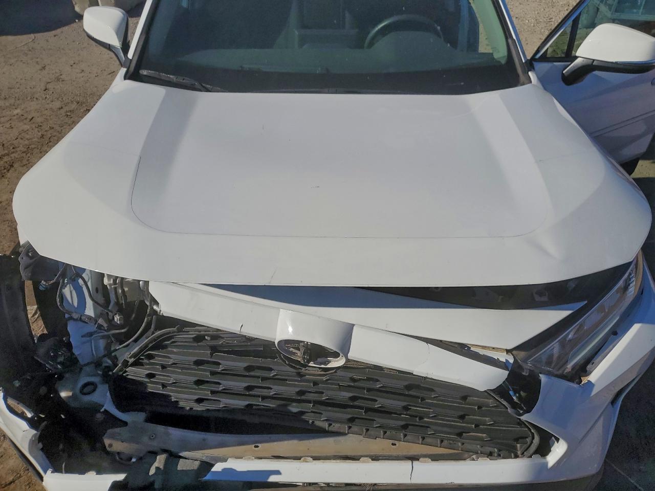 2020 Toyota Rav4 Xle VIN: 2T3P1RFV8LW131650 Lot: 94129495