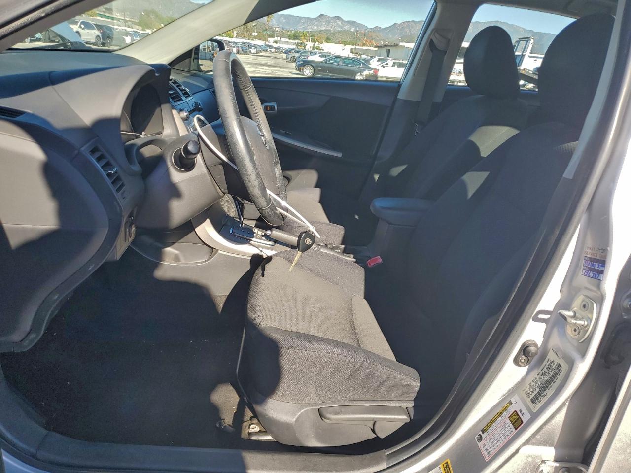 2010 Toyota Corolla Base VIN: 1NXBU4EE5AZ231975 Lot: 94293925