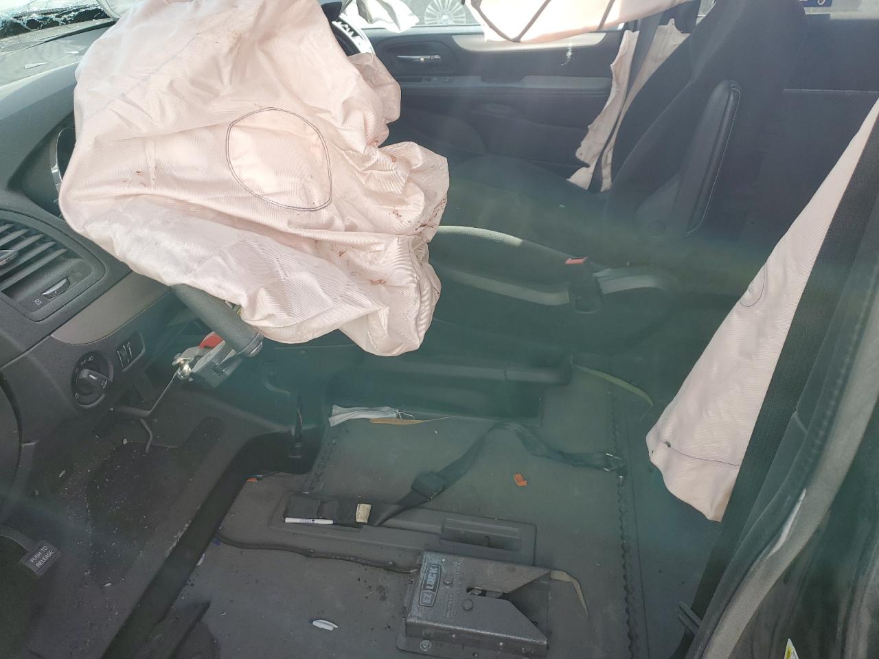 2015 Dodge Grand Caravan Sxt VIN: 2C4RDGCG9FR613245 Lot: 92227935