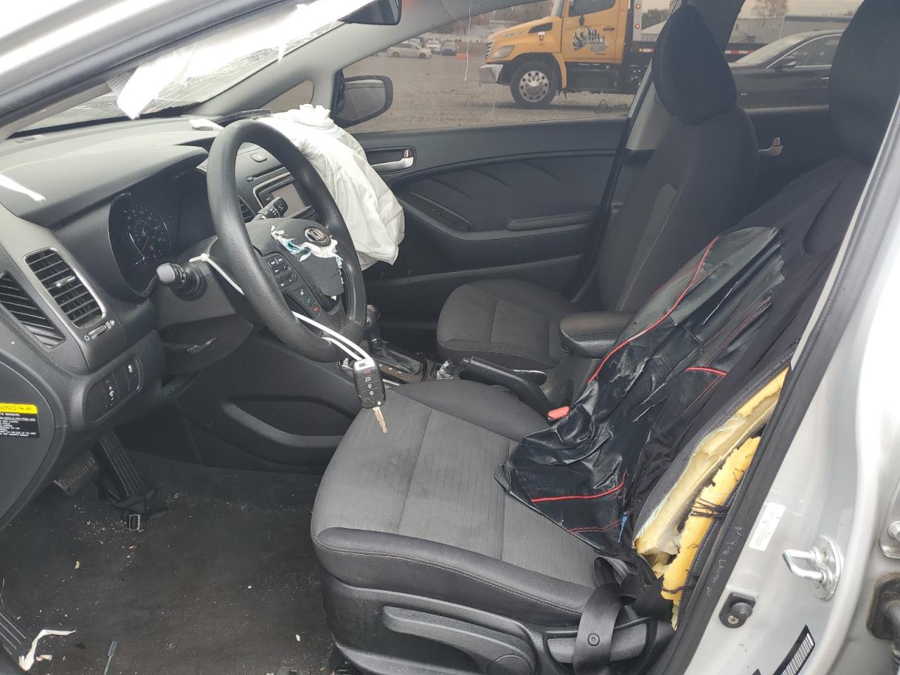 2017 Kia Forte Lx VIN: 3KPFL4A70HE015332 Lot: 91041155