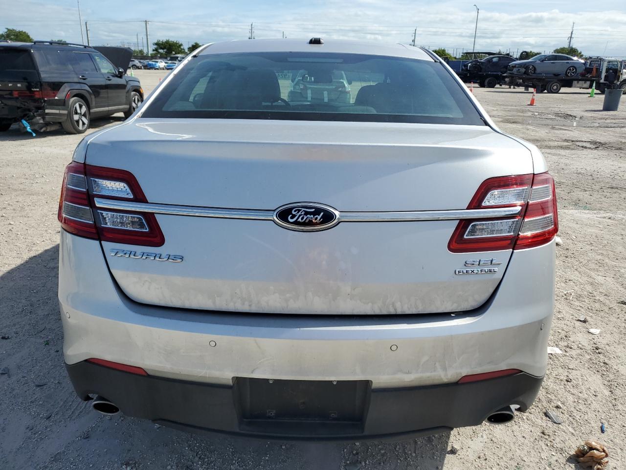 2013 Ford Taurus Sel VIN: 1FAHP2E87DG228993 Lot: 92415415