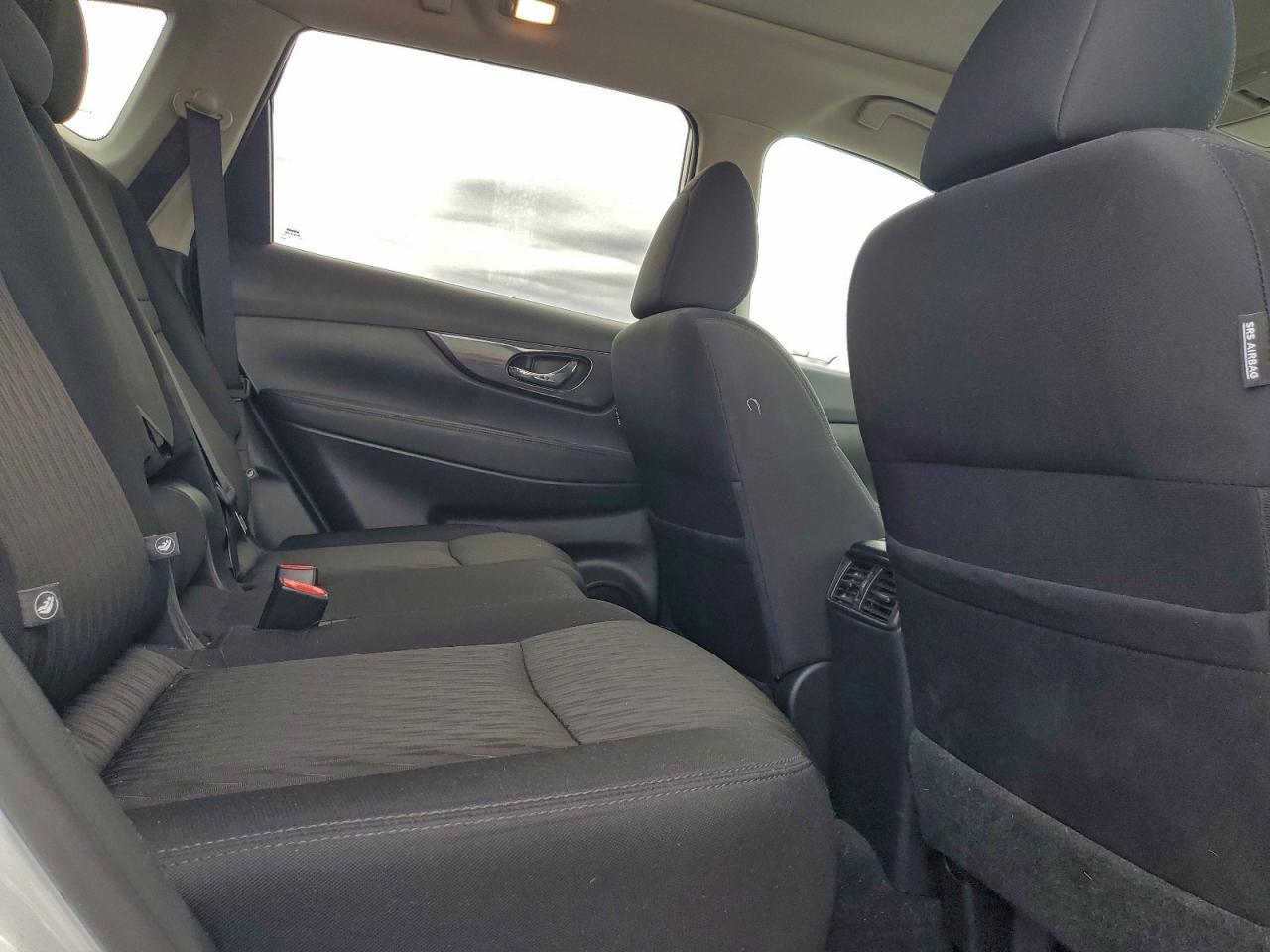 2017 Nissan Rogue Sv VIN: 5N1AT2MV1HC745990 Lot: 93699315