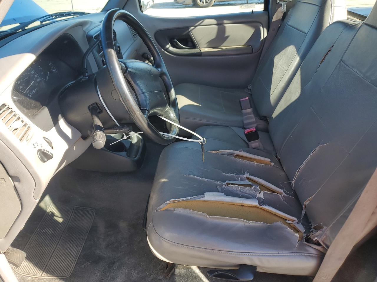 1998 Ford Ranger VIN: 1FTYR10C4WUB16019 Lot: 91105765