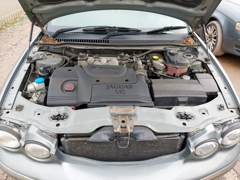 2002 JAGUAR X-TYPE 2.0 V6 4DR AUTO