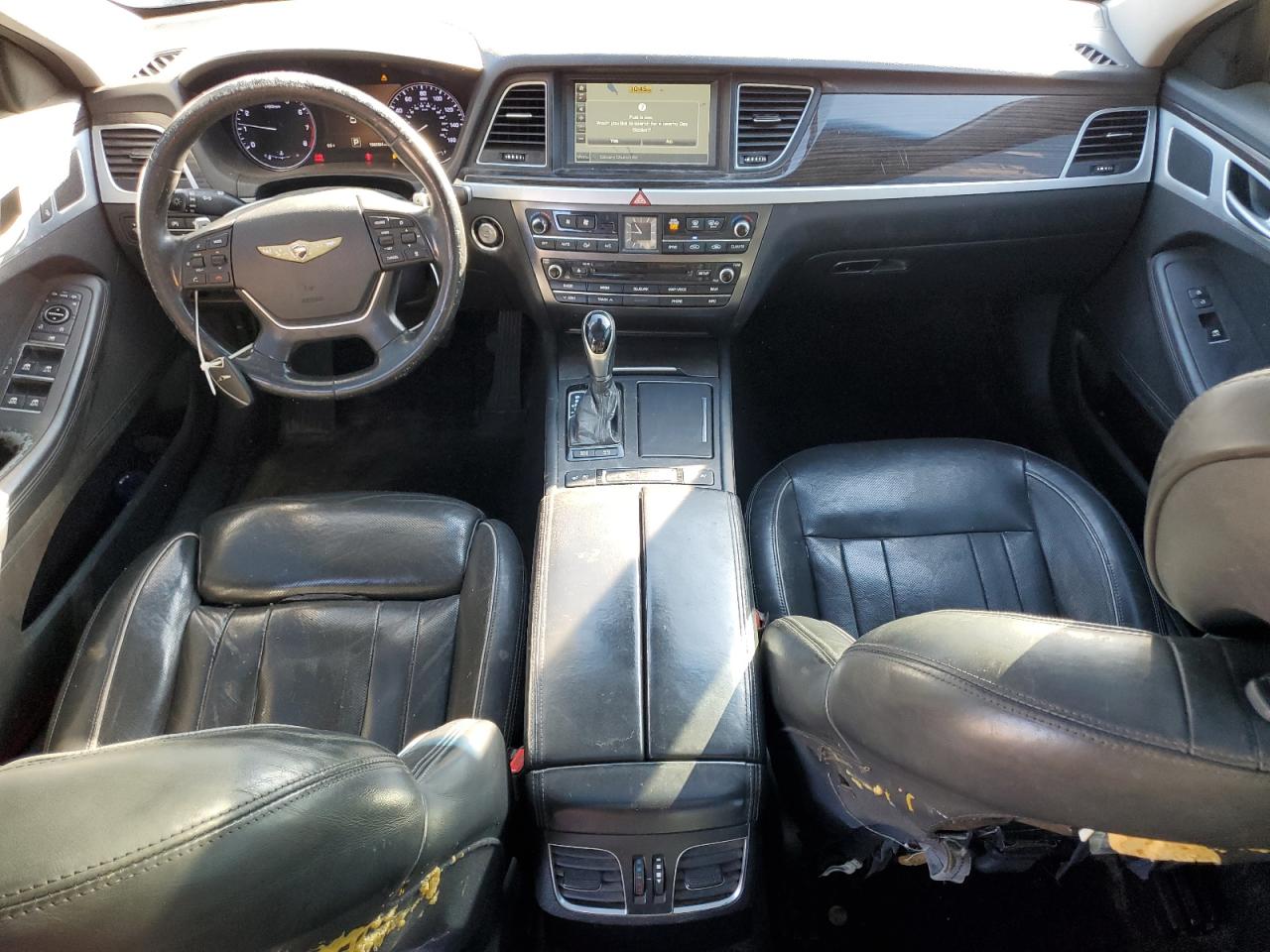 2015 Hyundai Genesis 3.8L VIN: KMHGN4JE6FU072836 Lot: 92810125