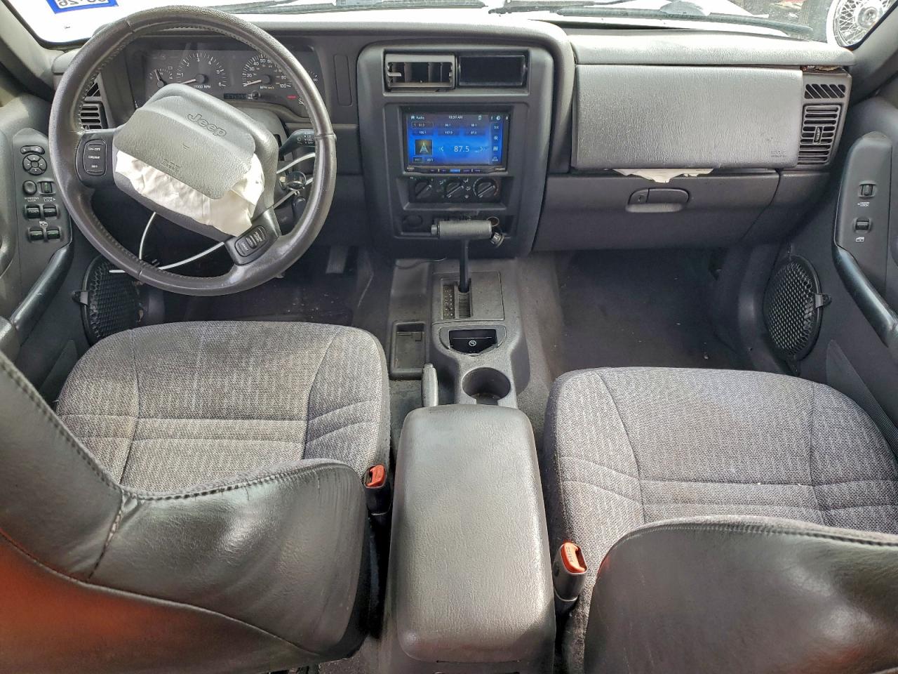 2001 Jeep Cherokee Sport VIN: 1J4FT48SX1L570208 Lot: 94316585