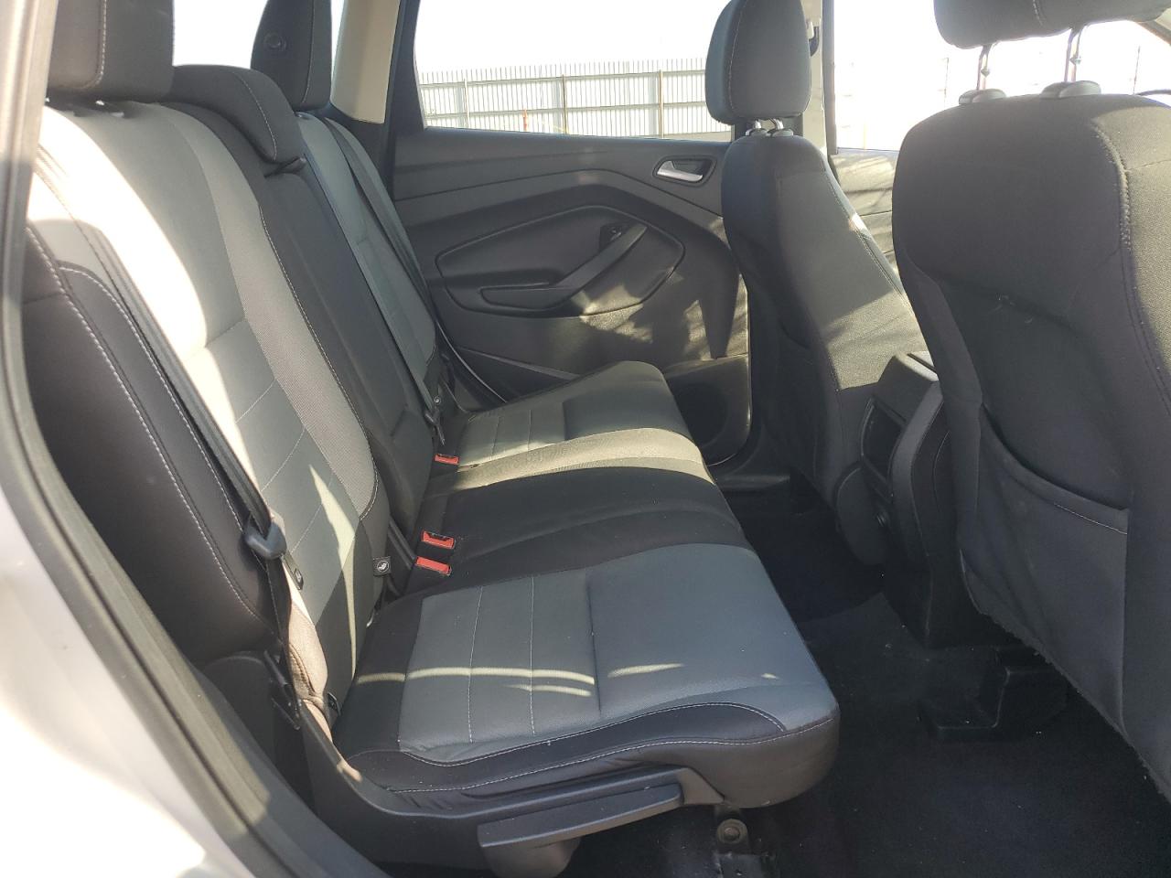 2016 Ford Escape Se VIN: 1FMCU9GX0GUB33039 Lot: 93643635