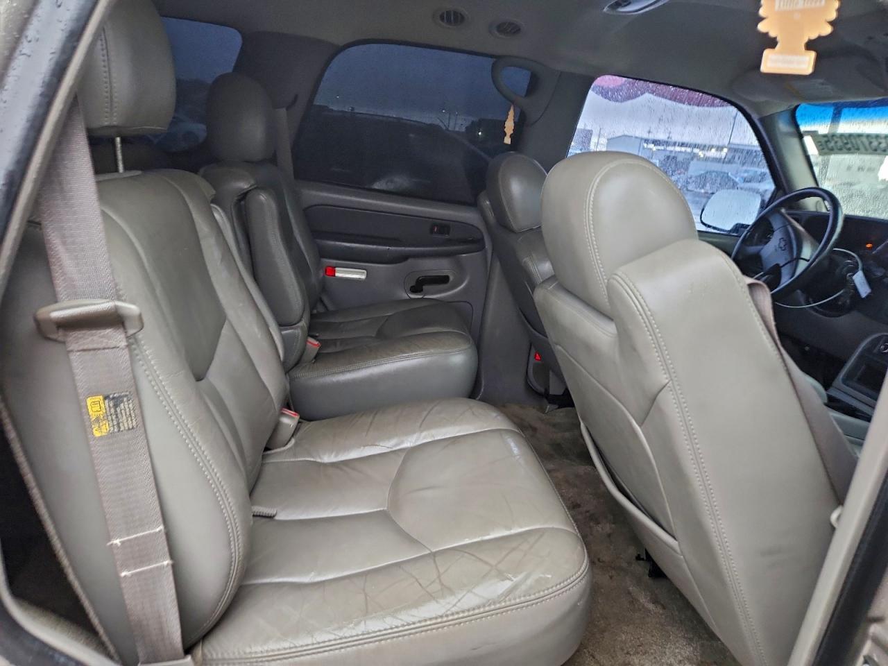 2003 Chevrolet Tahoe C1500 VIN: 1GNEC13ZX3R283494 Lot: 93370935