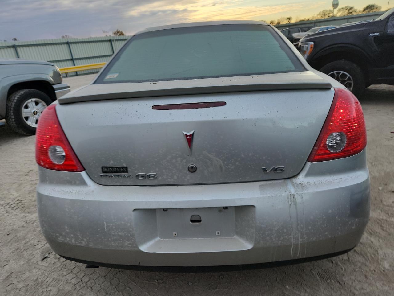 2008 Pontiac G6 Base VIN: 1G2ZG57N384229492 Lot: 91023505