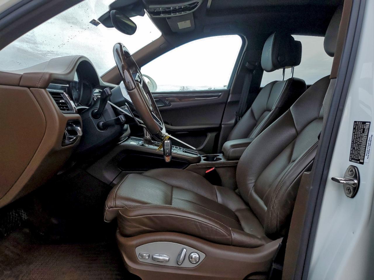 2018 Porsche Macan S VIN: WP1AB2A59JLB38168 Lot: 94076205