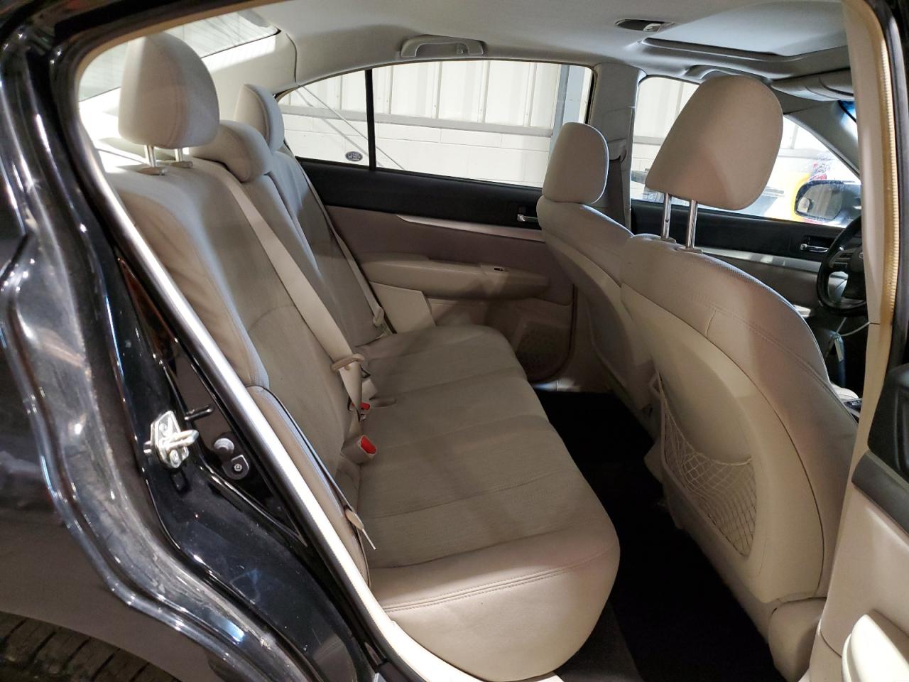 2014 Subaru Legacy 2.5I Premium VIN: 4S3BMBD68E3013334 Lot: 90976165