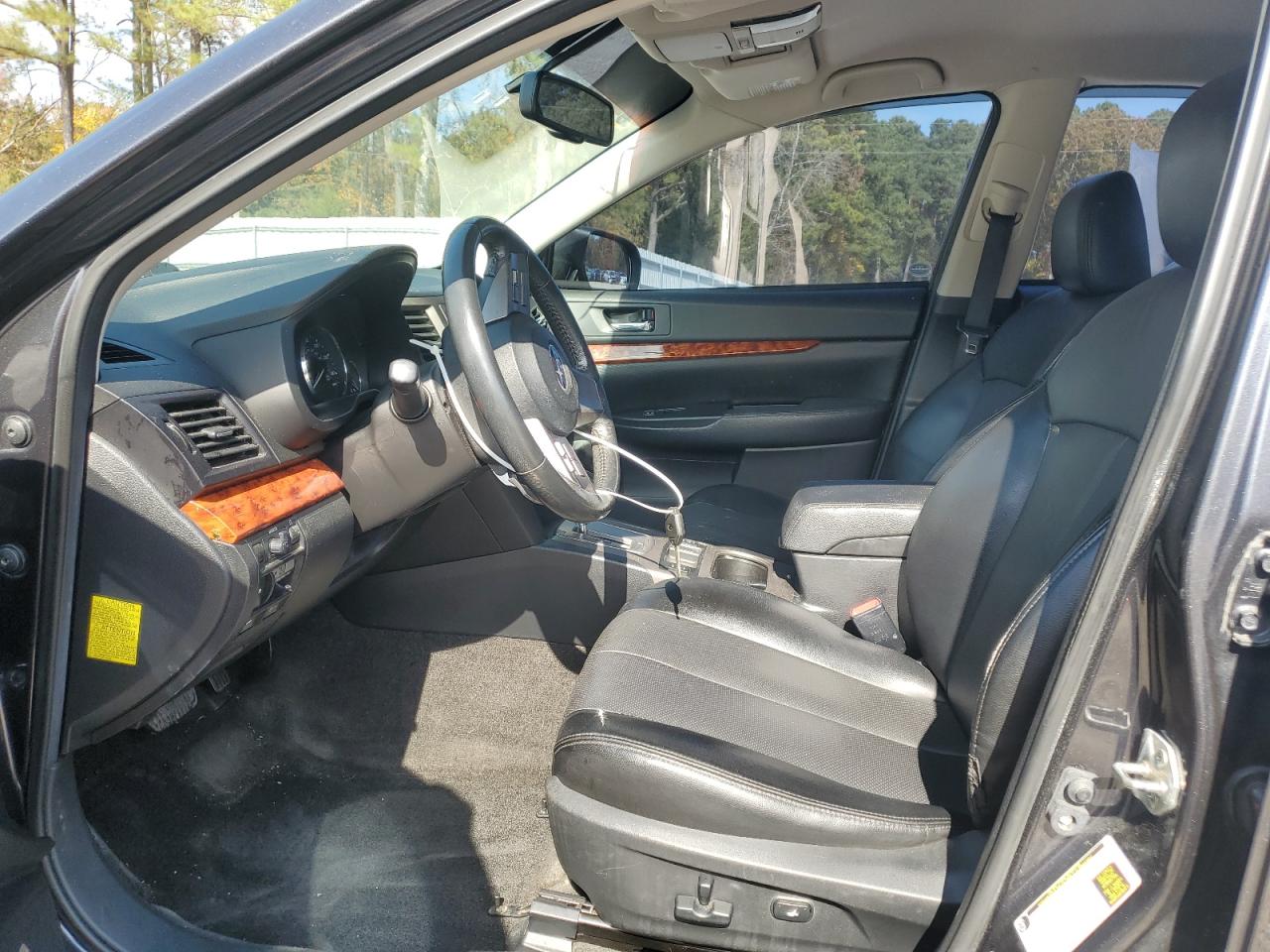 2011 Subaru Legacy 2.5I Limited VIN: 4S3BMCJ64B3264258 Lot: 91171365