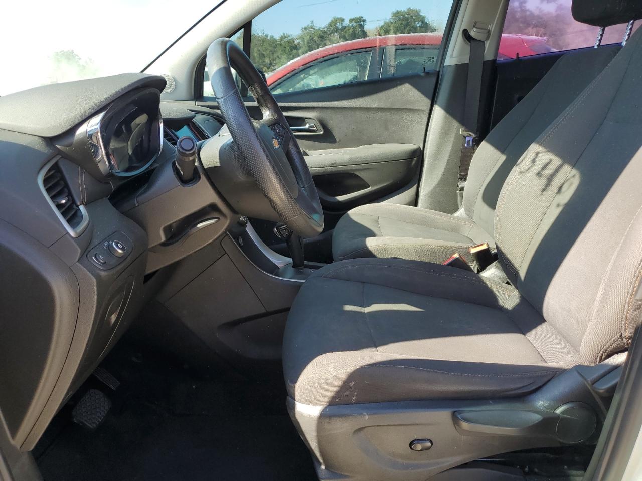 2018 Chevrolet Trax Ls VIN: 3GNCJKSB6JL247233 Lot: 92205405