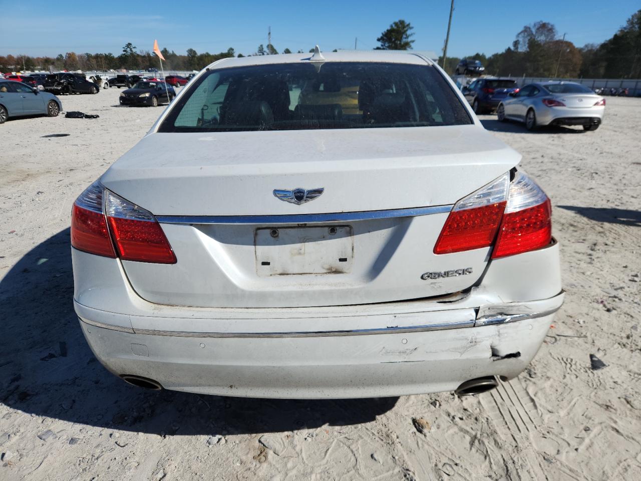 2009 Hyundai Genesis 3.8L VIN: KMHGC46E79U036673 Lot: 92220475