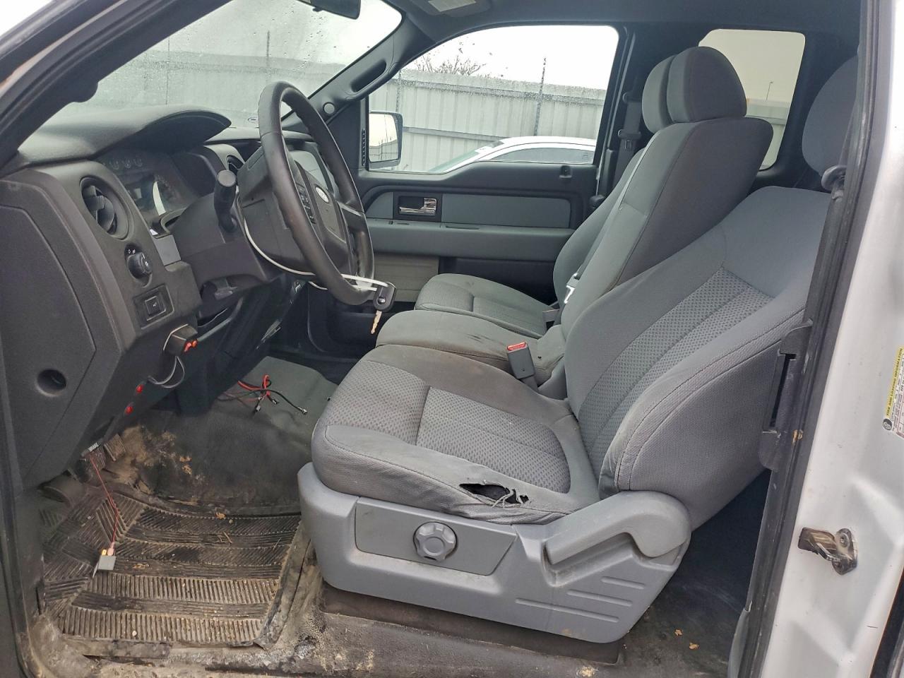 2014 Ford F150 Super Cab VIN: 1FTFX1EF4EKE40422 Lot: 92424265