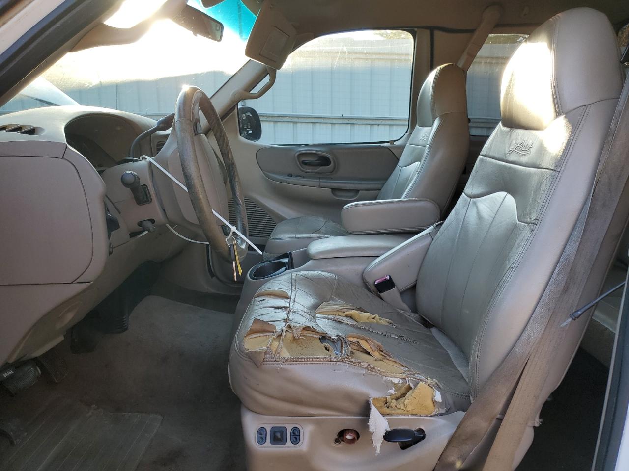 2001 Ford F150 VIN: 1FTRX17LX1NA28062 Lot: 92012665