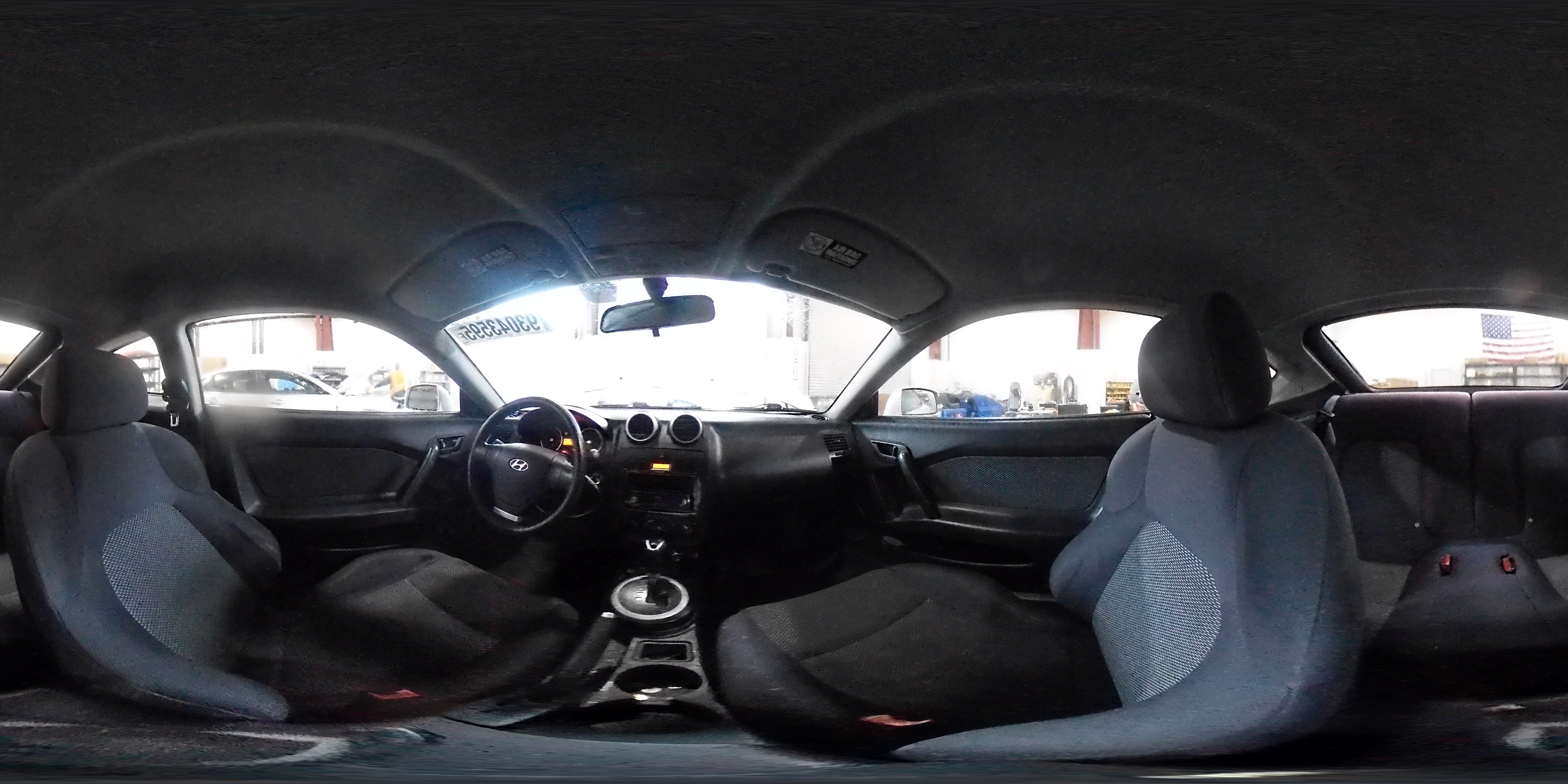 2005 Hyundai Tiburon VIN: KMHHM65D75U180109 Lot: 93043595