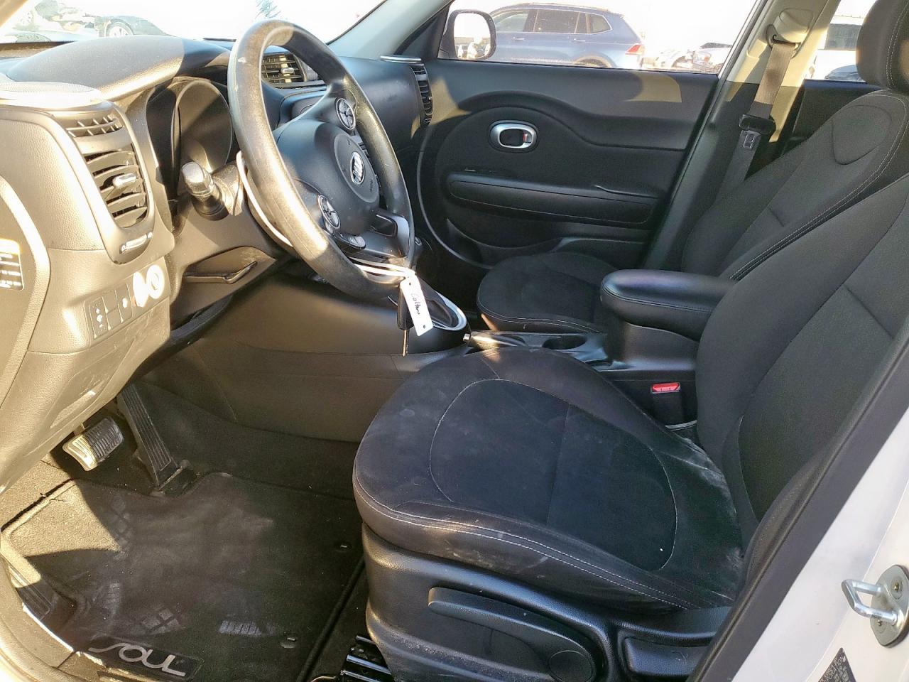 2016 Kia Soul VIN: KNDJN2A22G7339376 Lot: 91692015