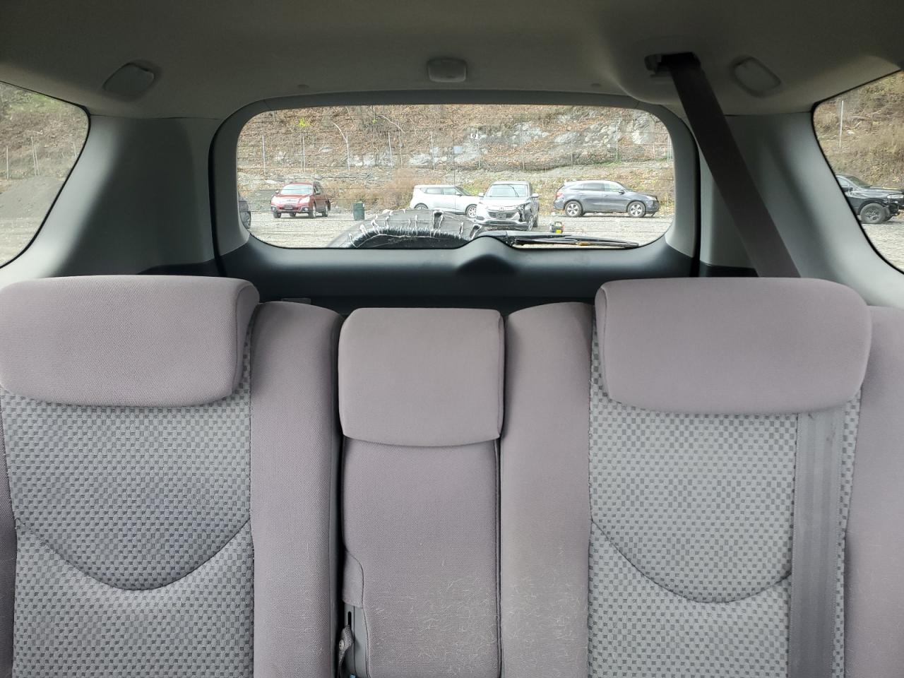 2007 Toyota Rav4 VIN: JTMBD33V075064042 Lot: 90870935