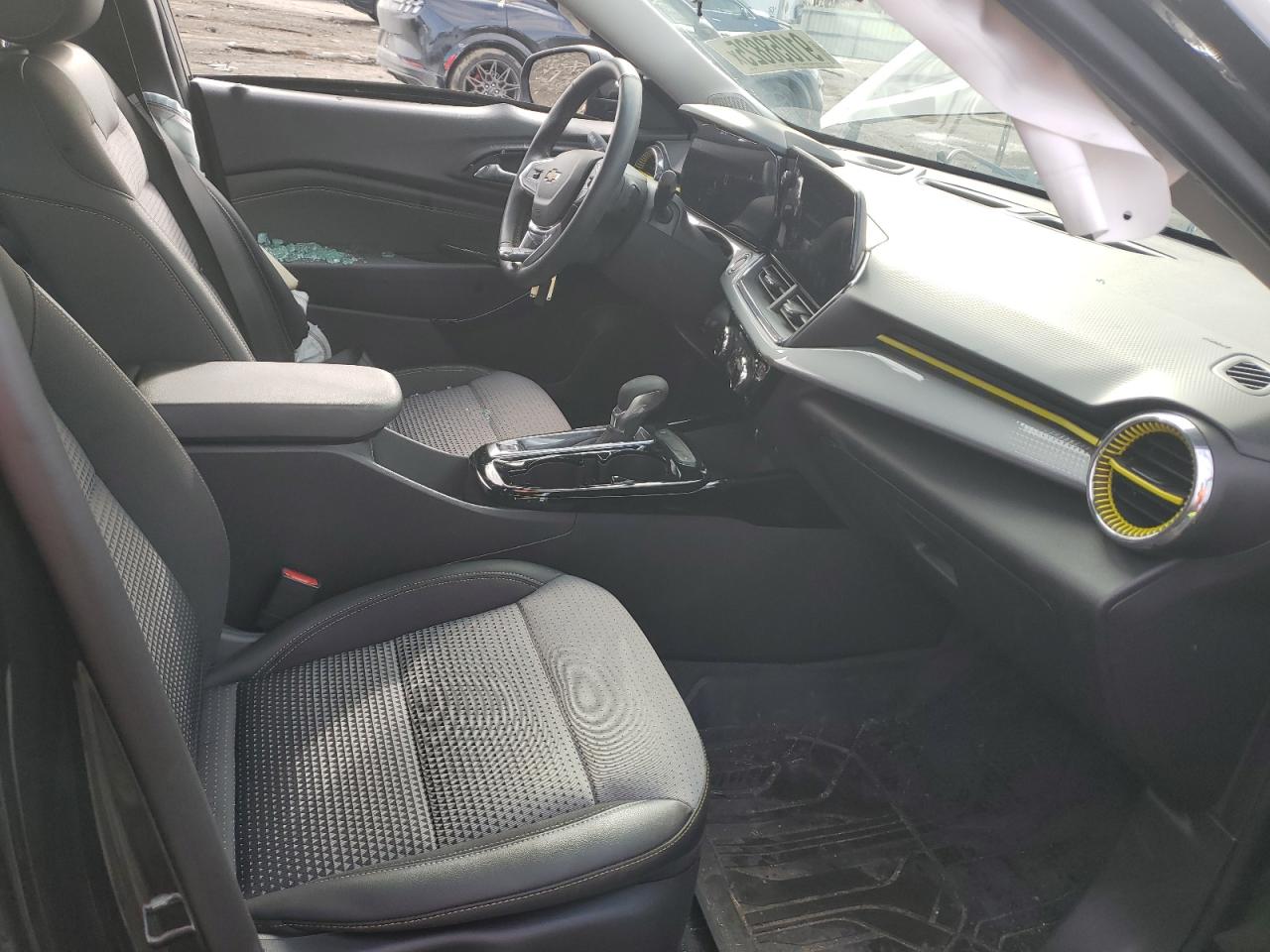 2025 Chevrolet Trax 1Lt VIN: KL77LHEP3SC132565 Lot: 91058825