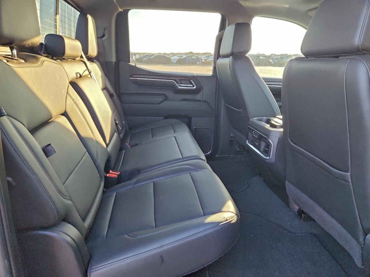 2024 GMC Sierra K1500 Slt VIN: 3GTUUDEDXRG377825 Lot: 94576825