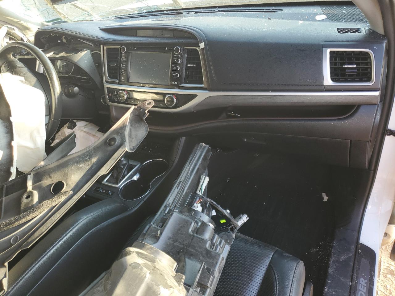 2019 Toyota Highlander Limited VIN: 5TDYZRFHXKS361553 Lot: 93644305