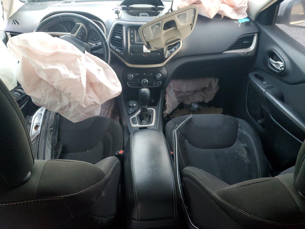 2015 Jeep Cherokee Latitude VIN: 1C4PJMCB6FW734308 Lot: 91243625