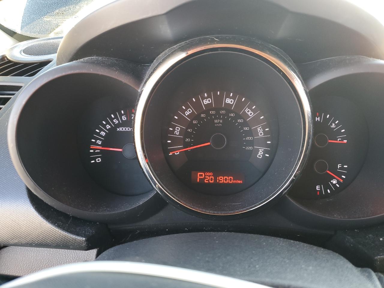 2011 Kia Soul + VIN: KNDJT2A27B7232869 Lot: 93515645