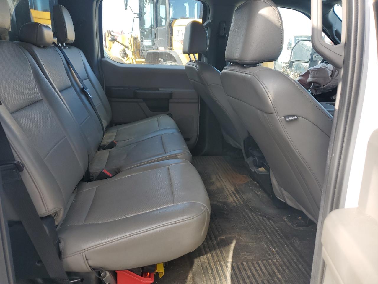 2021 Ford F450 Super Duty Flatbed Truck VIN: 1FD9W4GN1MEC77226 Lot: 90677155