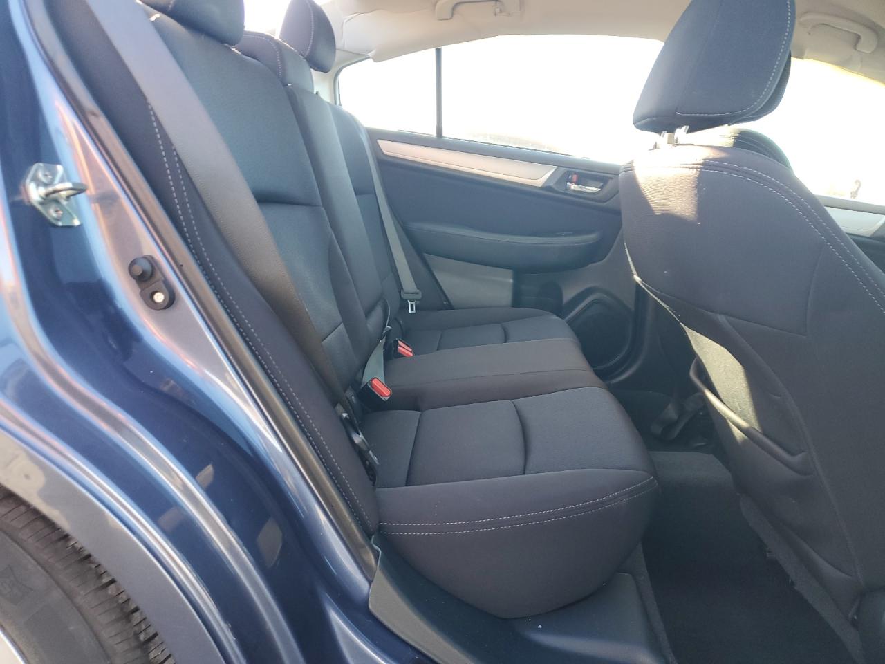 2015 Subaru Legacy 2.5I Premium VIN: 4S3BNAC66F3038372 Lot: 91184095