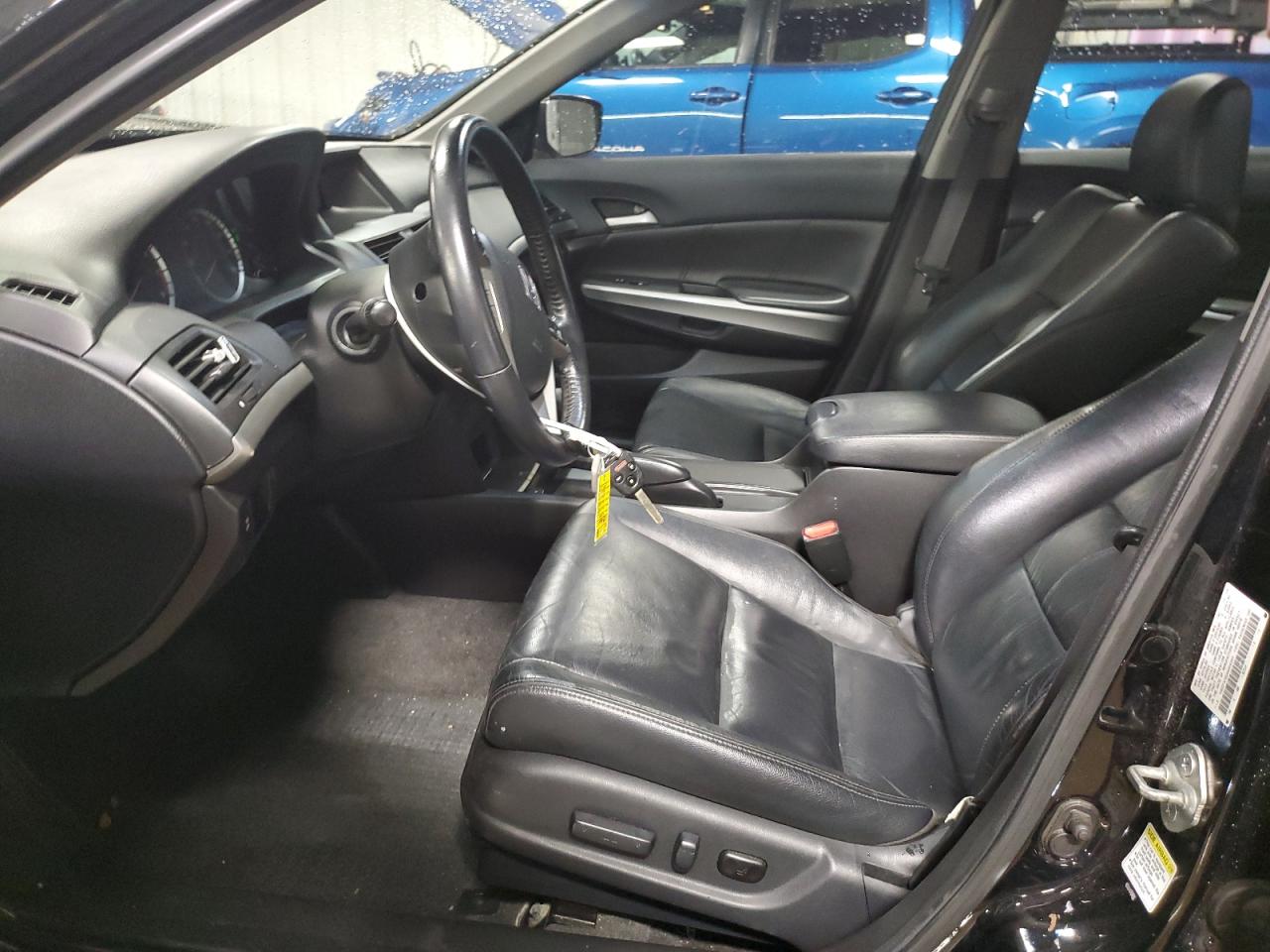 2010 Honda Accord Exl VIN: 1HGCP3F82AA009397 Lot: 92617035