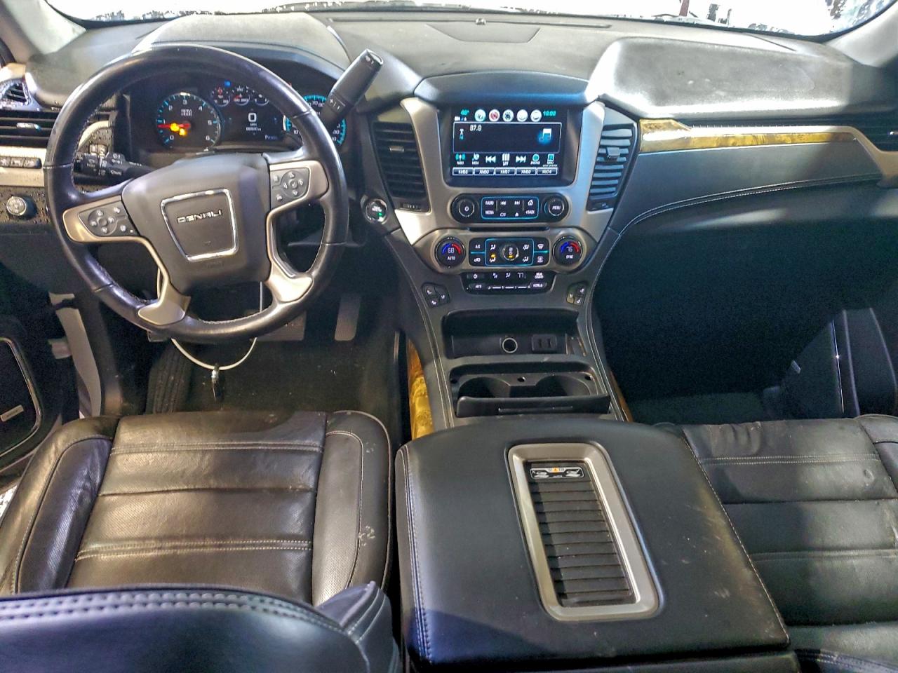 2018 GMC Yukon Xl Denali VIN: 1GKS2HKJ7JR402963 Lot: 92752975