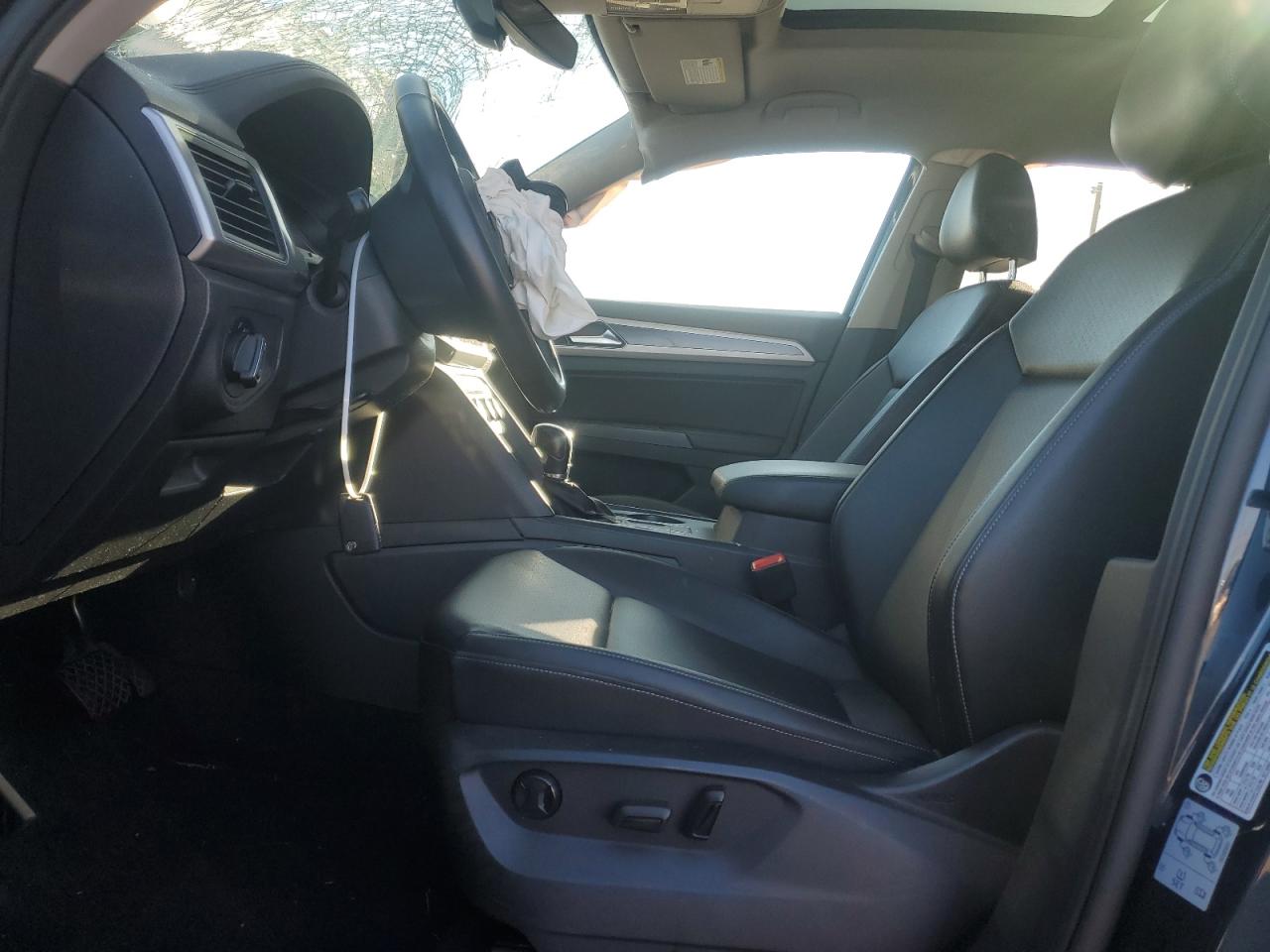 2019 Volkswagen Atlas Se VIN: 1V2WP2CA1KC572605 Lot: 92730225