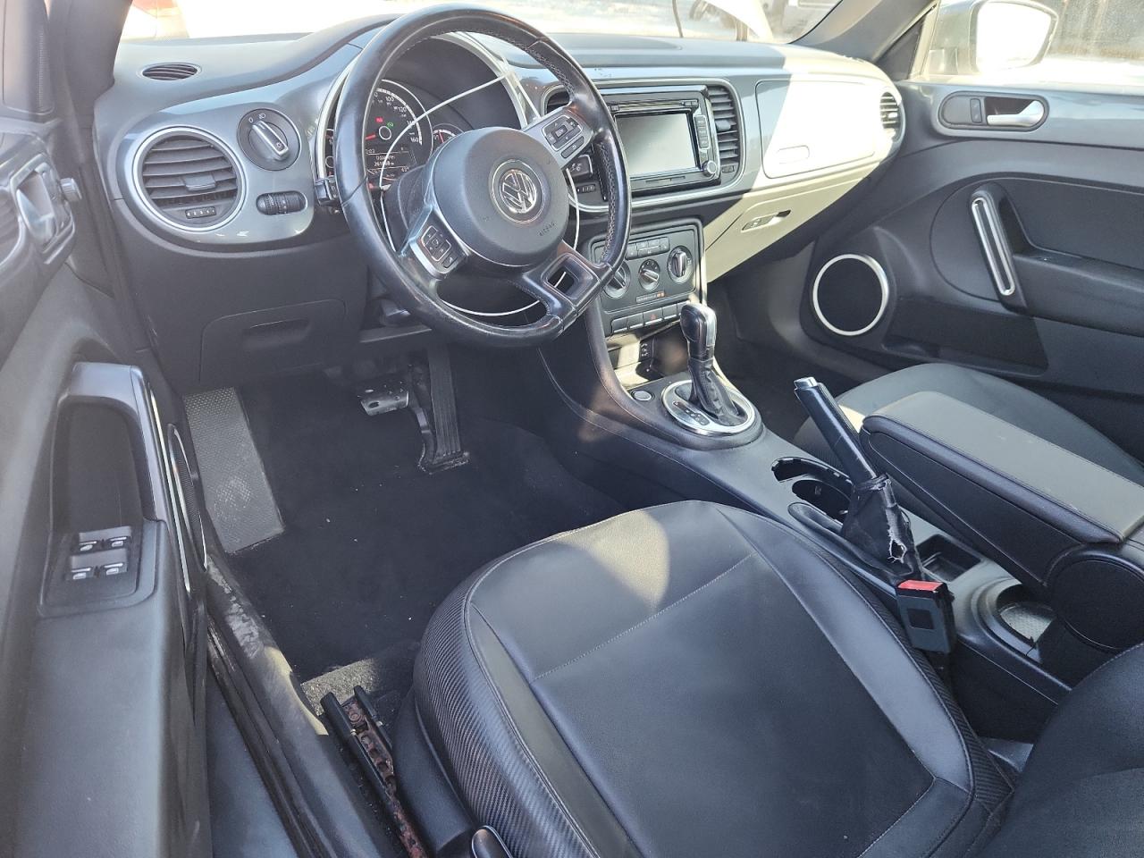 2014 Volkswagen Beetle VIN: 3VW5P7AT4EM801700 Lot: 92323335