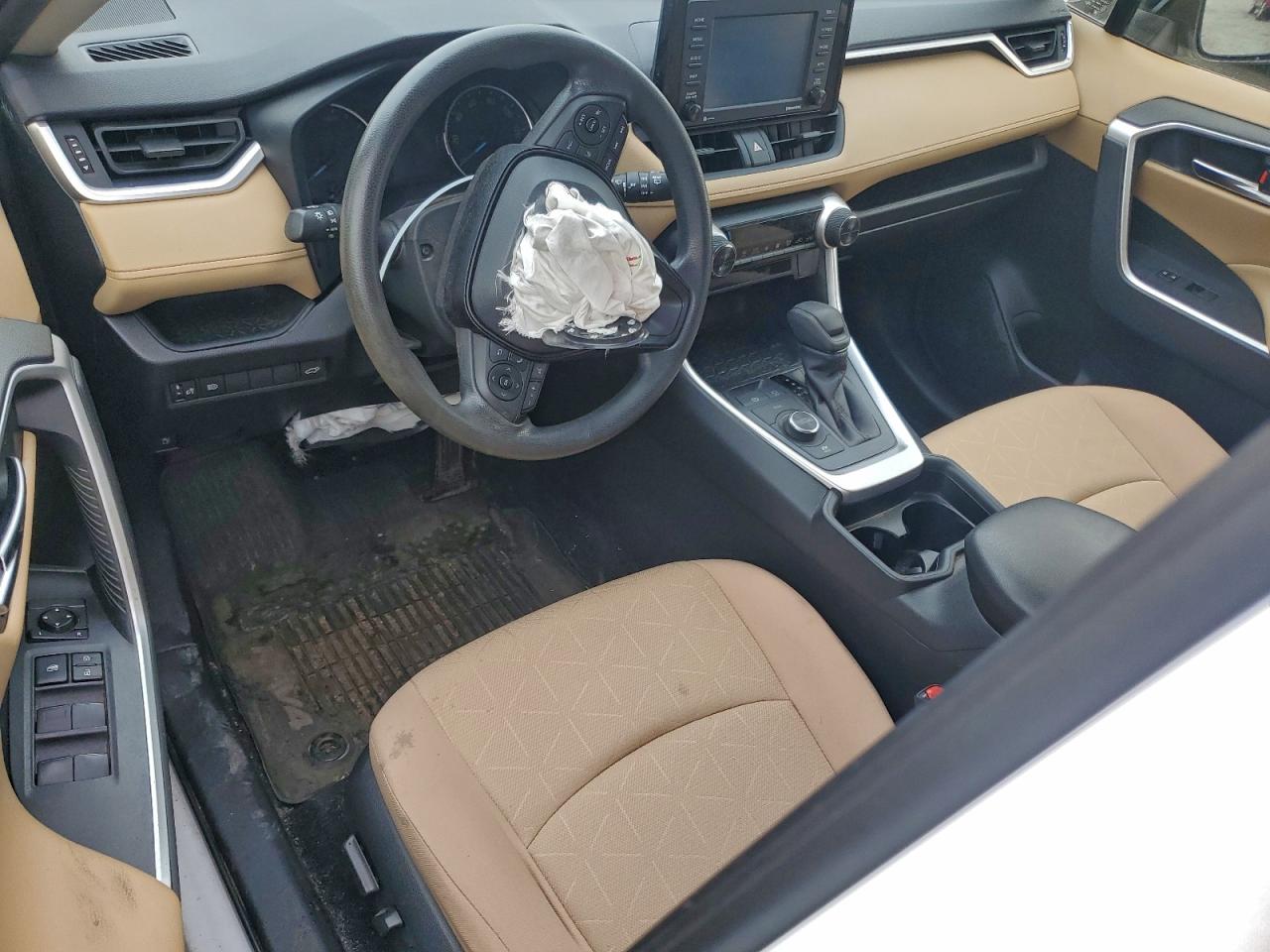 2020 Toyota Rav4 Xle VIN: JTMRWRFV1LD068348 Lot: 93675035