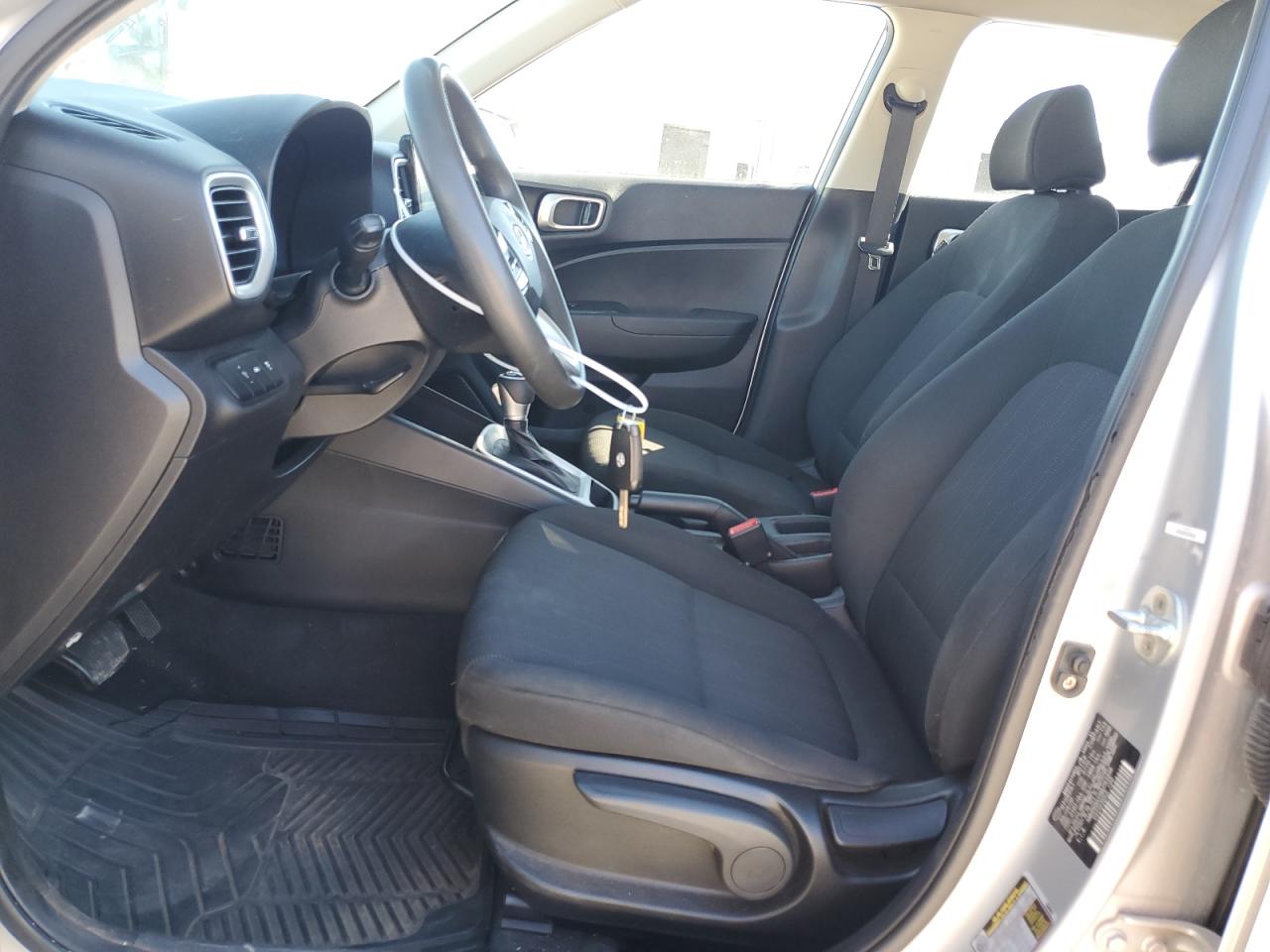 2021 Hyundai Venue Se VIN: KMHRB8A35MU065896 Lot: 91480615