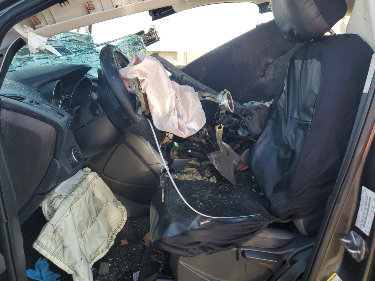 2015 Ford Escape S VIN: 1FMCU0F76FUB63383 Lot: 91638735