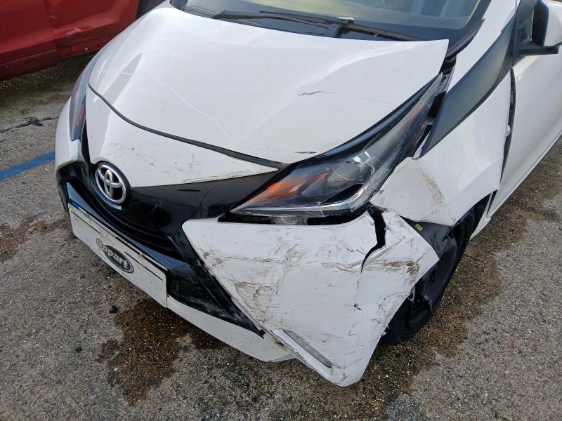 2017 TOYOTA AYGO 1.0 VVT-I X-PLAY 5DR