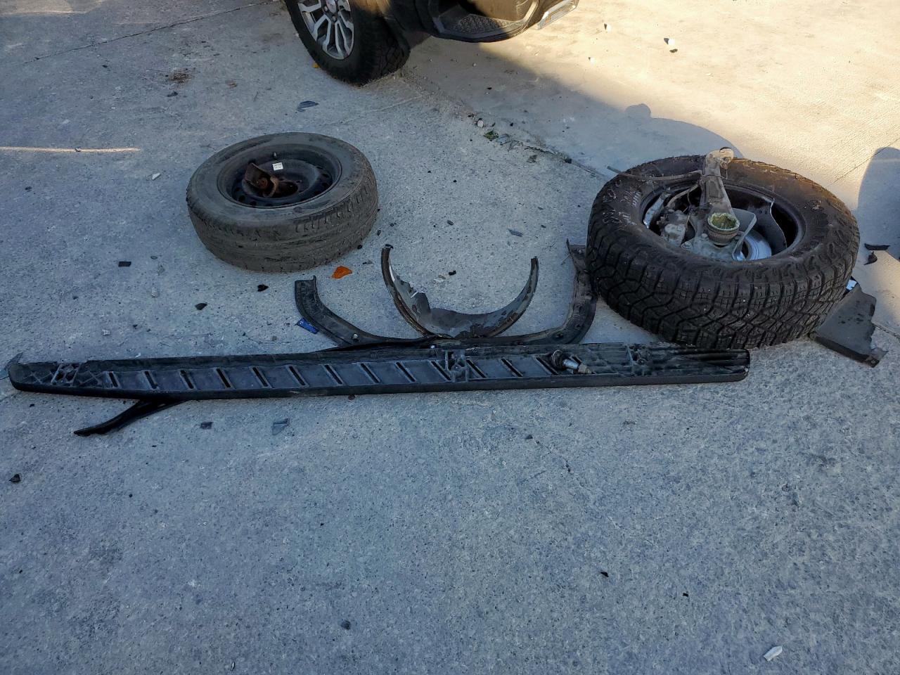 2023 GMC Sierra K1500 At4 VIN: 1GTUUEE83PZ175396 Lot: 91629635