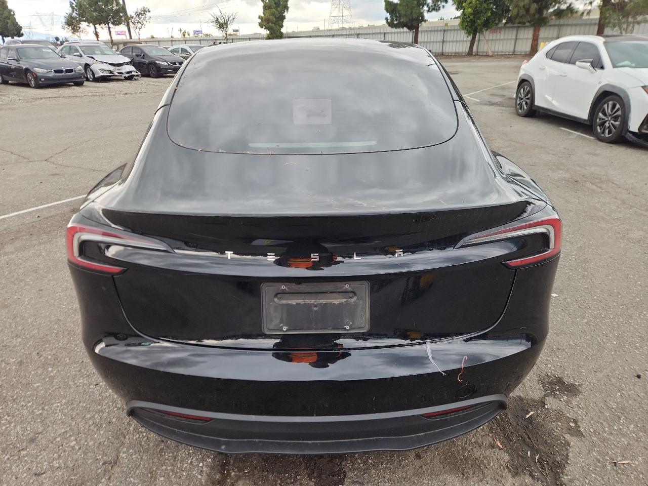 2024 Tesla Model 3 VIN: 5YJ3E1EA7RF738527 Lot: 92720265