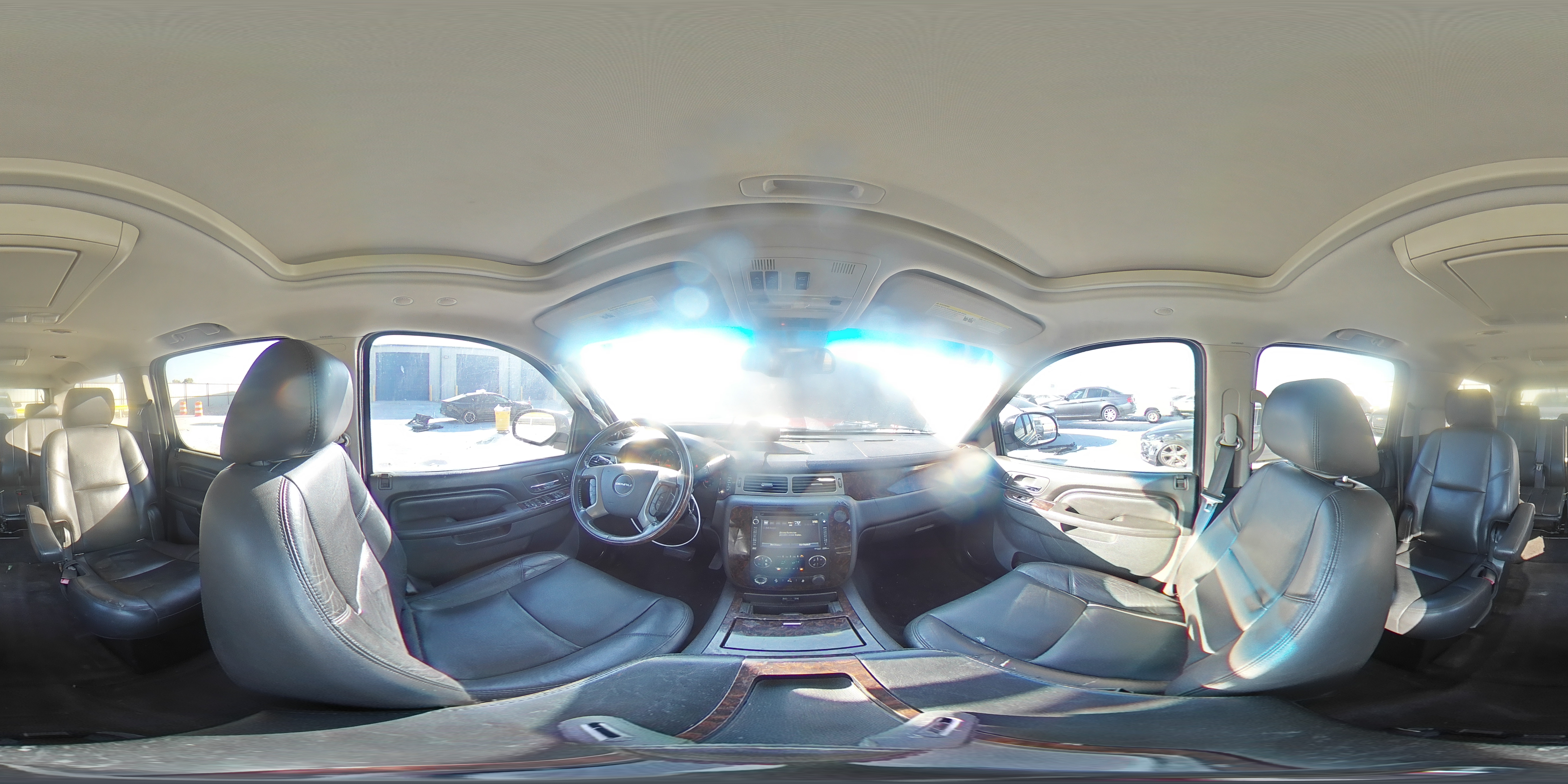 2014 GMC Yukon Xl Denali VIN: 1GKS1MEF1ER131326 Lot: 93308445